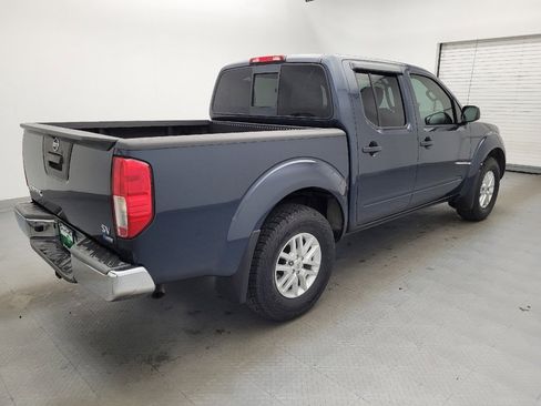 Used 2018 Nissan Frontier SV image 10