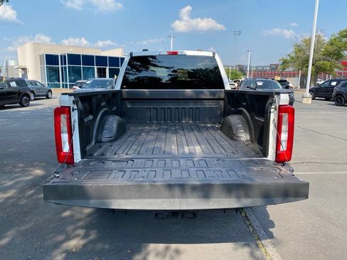 Used 2024 Ford F250 XLT AWD/4WD image 9