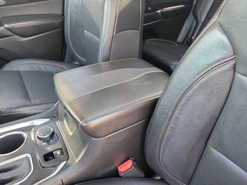 Used 2019 Chevrolet Traverse Premier w/ Driver Confidence II Package image 12