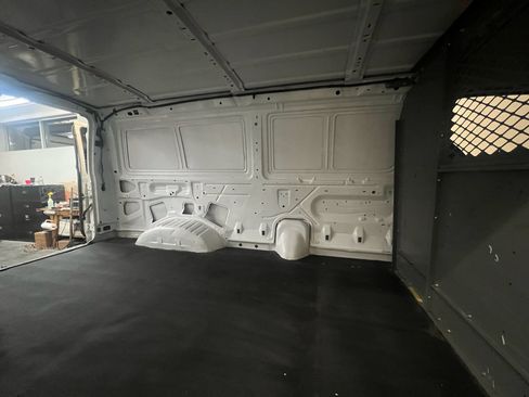 Used 2011 Ford E-350 and Econoline 350 Super Duty w/ PWR Group image 10