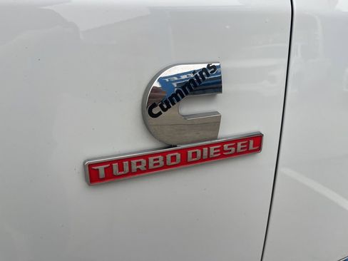 Used 2024 RAM 3500 Big Horn image 11