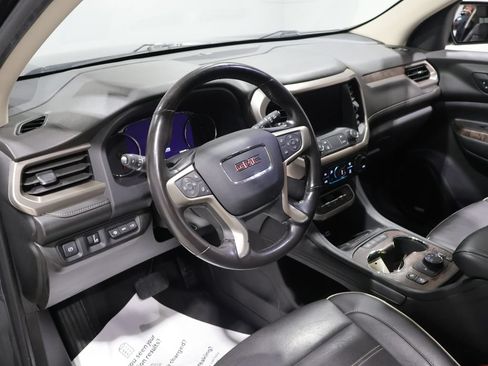 Used 2020 GMC Acadia Denali w/ Technology Package AWD/4WD image 15