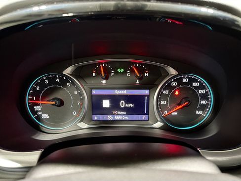 Used 2021 Chevrolet Traverse RS image 13