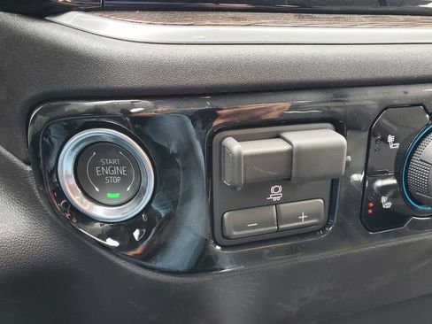 New 2026 Chevrolet Silverado 1500 RST w/ Rally Edition AWD/4WD image 20