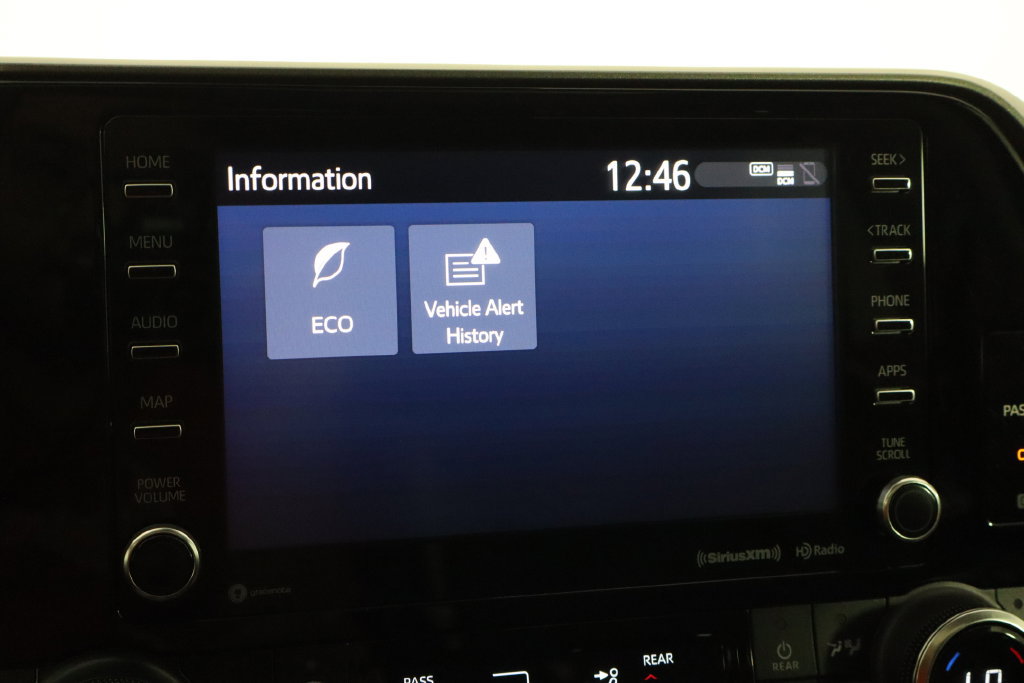 Used 2021 Toyota Highlander XLE FWD image 35