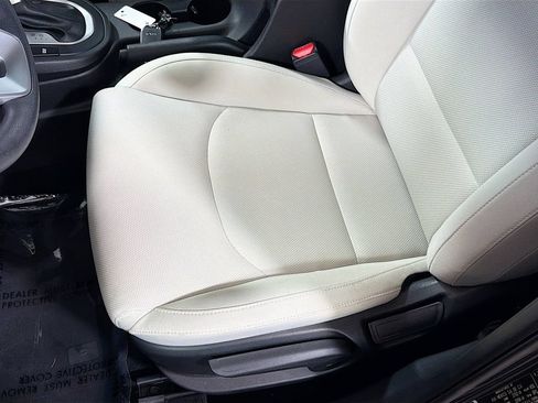 Used 2023 Kia Forte LXS w/ LXS Technology Package FWD image 19
