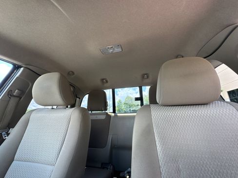 Used 2012 Toyota Tacoma 2WD Access Cab w/ SR5 Pkg image 28