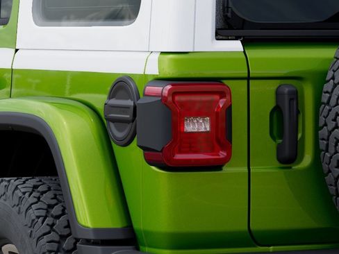 New 2026 Jeep Wrangler Unlimited Rubicon AWD/4WD image 9