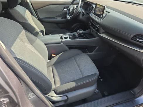Used 2023 Nissan Rogue SV AWD/4WD image 26