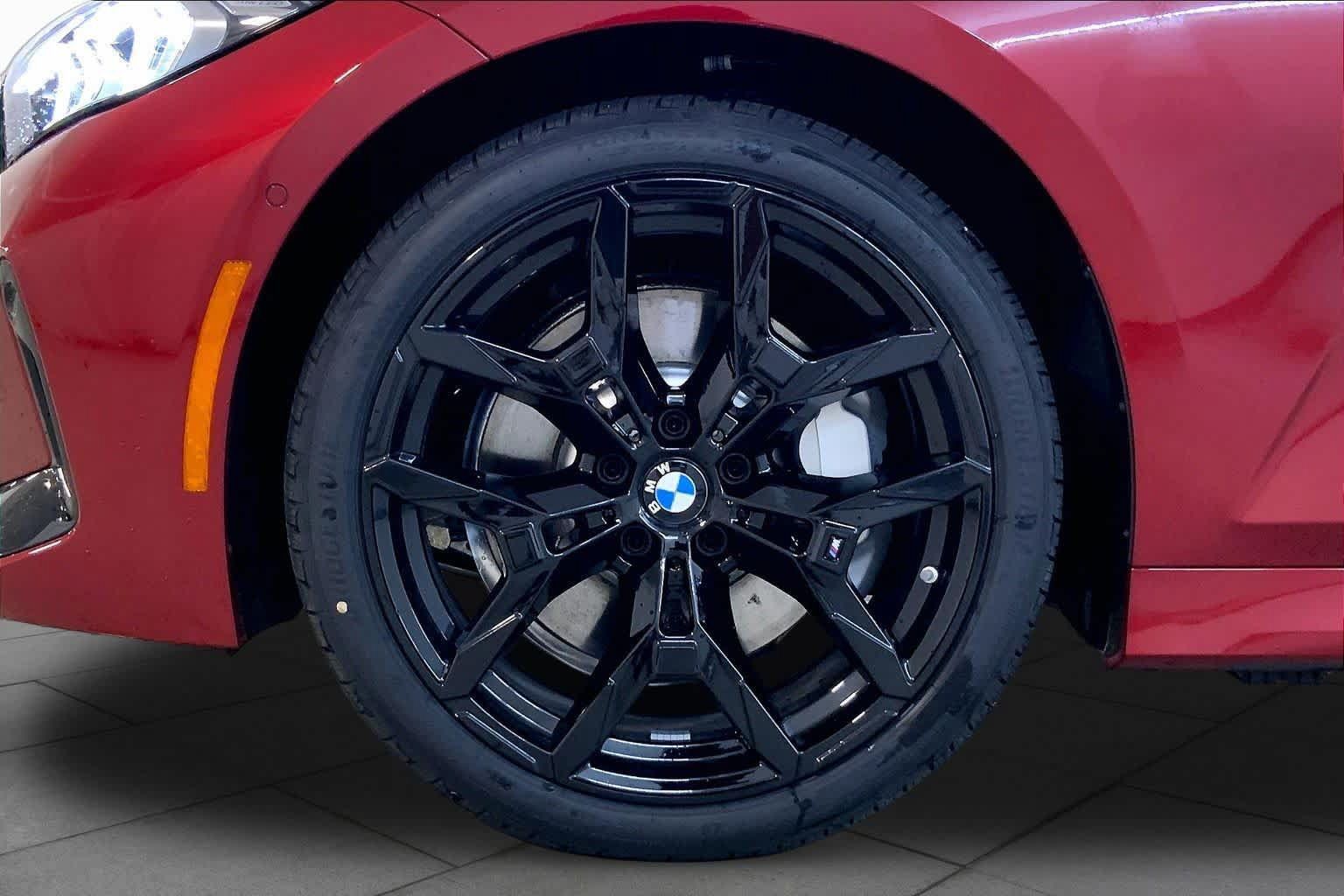 New 2026 BMW 330i xDrive Sedan w/ M Sport Package AWD/4WD image 11