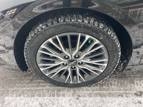 Used 2023 Kia Forte GT-Line w/ GT-Line Technology Package image 12