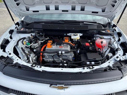 New 2026 Chevrolet Equinox EV LT image 52