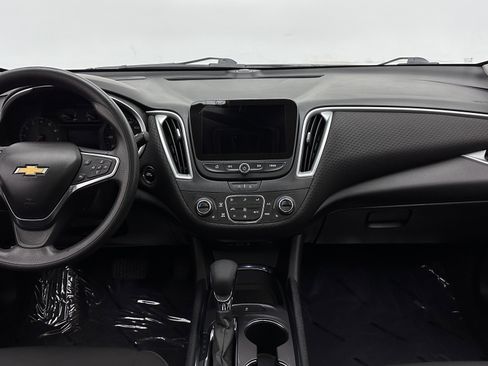 Used 2023 Chevrolet Malibu LT FWD image 27
