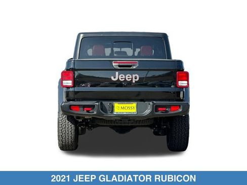 Used 2021 Jeep Gladiator Rubicon AWD/4WD image 6