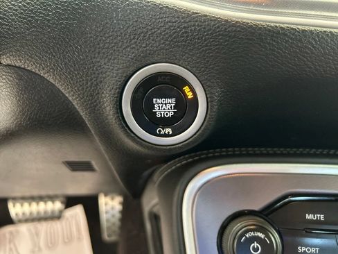 Used 2019 Dodge Challenger SXT w/ Plus Package RWD image 31