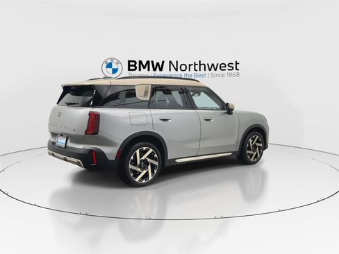 Used 2025 MINI Cooper Countryman S AWD/4WD image 3