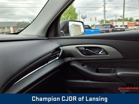 Used 2019 Chevrolet Traverse LS image 19