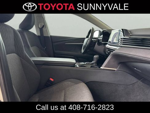 Used 2025 Toyota Camry LE FWD image 19