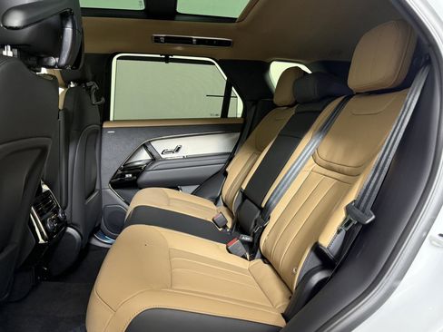 New 2026 Land Rover Range Rover Sport Dynamic SE image 12