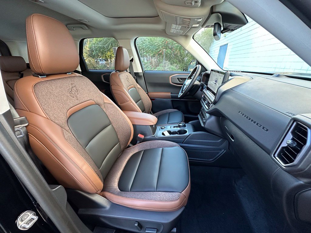 New 2026 Ford Bronco Sport Outer Banks w/ Outer Banks Tech Package+ AWD/4WD image 23