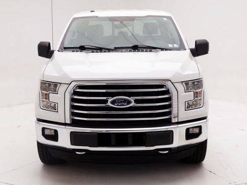Used 2015 Ford F150 XLT w/ Equipment Group 302A Luxury image 4