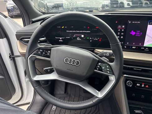 Used 2025 Audi Q5 Premium Plus w/ Premium Plus AWD/4WD image 21