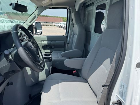 New 2025 Ford E-350 and Econoline 350 Super Duty w/ Power Equipment Group RWD image 9