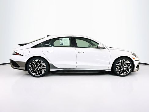 Used 2024 Hyundai Ioniq 6 Limited AWD/4WD image 10