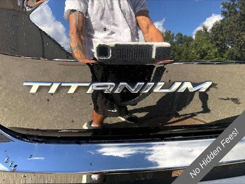 Used 2023 Ford Edge Titanium w/ Cargo Accessory Package AWD/4WD image 8