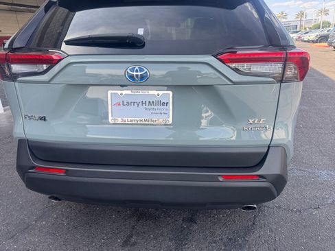 Used 2019 Toyota RAV4 XLE w/ Convenience Package AWD/4WD image 25