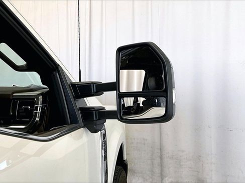 Used 2025 Ford F350 King Ranch image 11