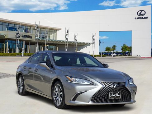 Used 2019 Lexus ES 350 w/ Premium Package image 2