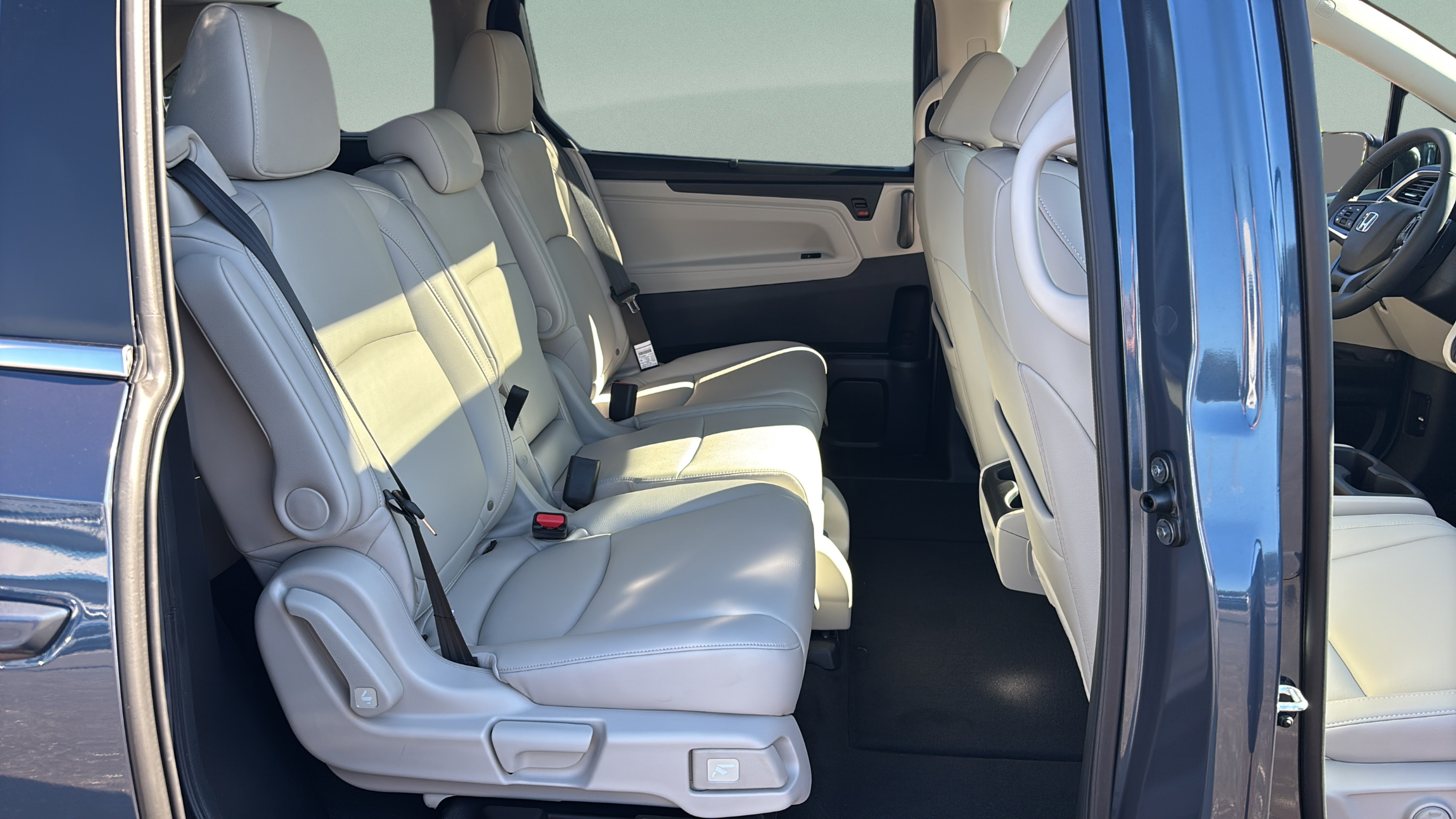 New 2027 Honda Odyssey EX-L image 15