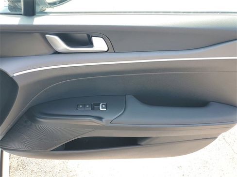 New 2026 Kia K5 LXS image 14