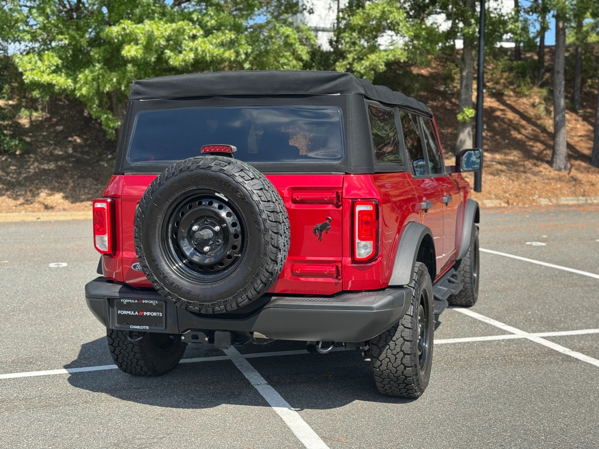 Used 2021 Ford Bronco Black Diamond AWD/4WD image 10