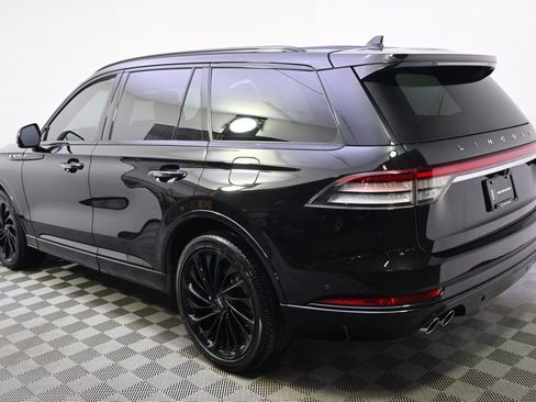 Certified 2022 Lincoln Aviator Reserve w/ Equipment Group 201A image 3