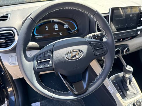 New 2026 Hyundai Venue SEL FWD image 13