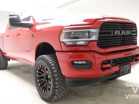 Used 2024 RAM 2500 Laramie w/ Night Edition AWD/4WD image 7