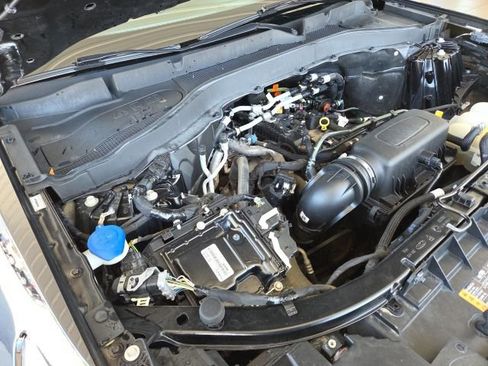 Used 2022 Ford Explorer XLT AWD/4WD image 77