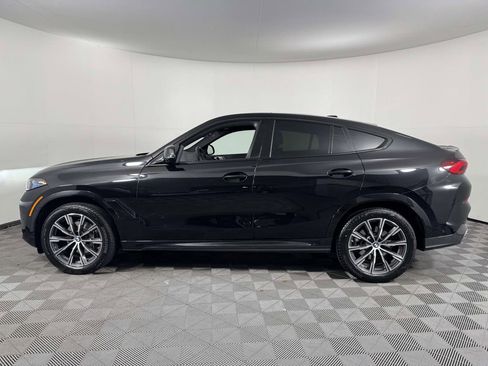 Used 2025 BMW X6 xDrive40i AWD/4WD image 11