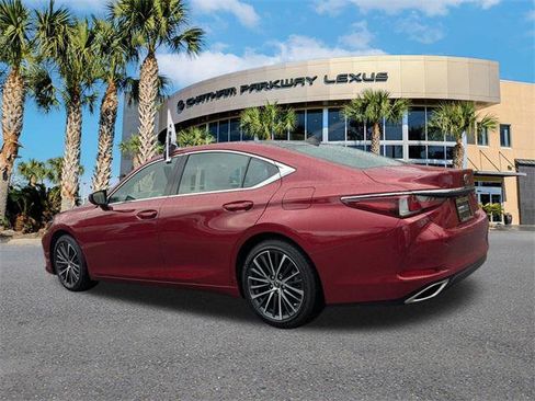 Certified 2023 Lexus ES 350 w/ Premium Package image 6