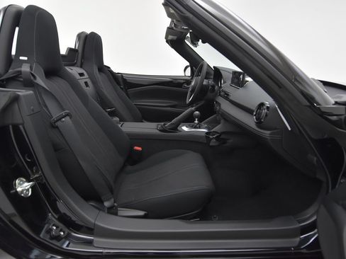 New 2026 MAZDA MX-5 Miata Club w/ Weather Package RWD image 26