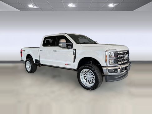 Certified 2024 Ford F250 Lariat w/ Lariat Ultimate Package AWD/4WD image 7