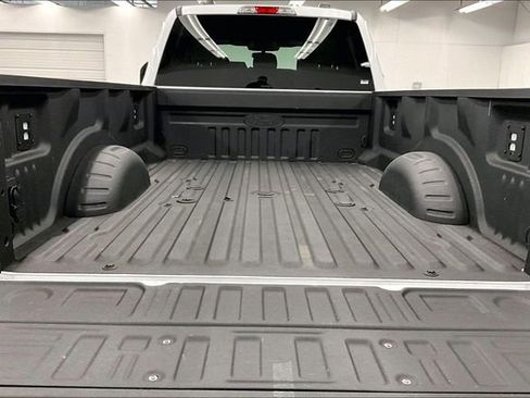 Used 2025 Ford F350 XLT image 31