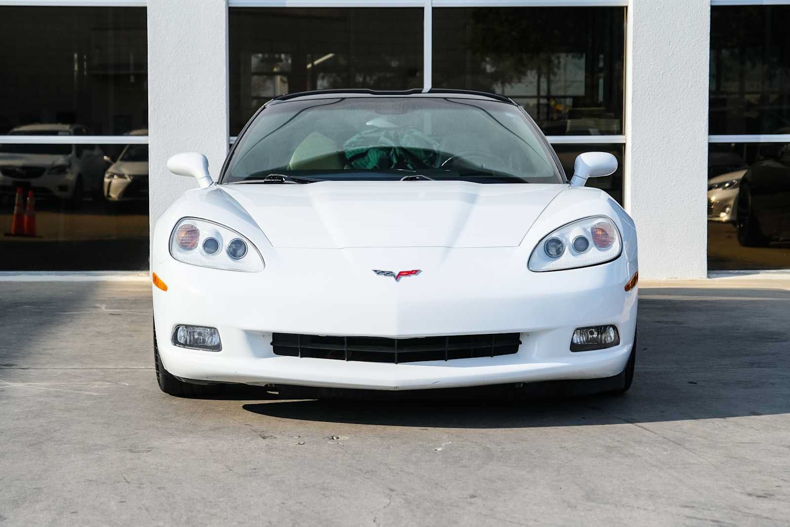 Used 2010 Chevrolet Corvette Coupe w/ Preferred Equipment Group RWD image 3