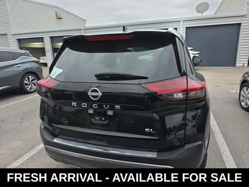 Used 2023 Nissan Rogue SL w/ SL Premium Package image 8