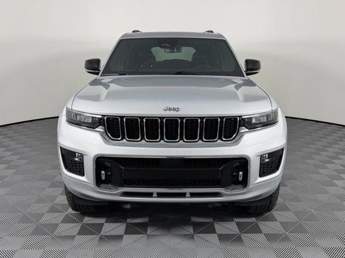 Used 2021 Jeep Grand Cherokee L Overland w/ Luxury Tech Group IV AWD/4WD image 3