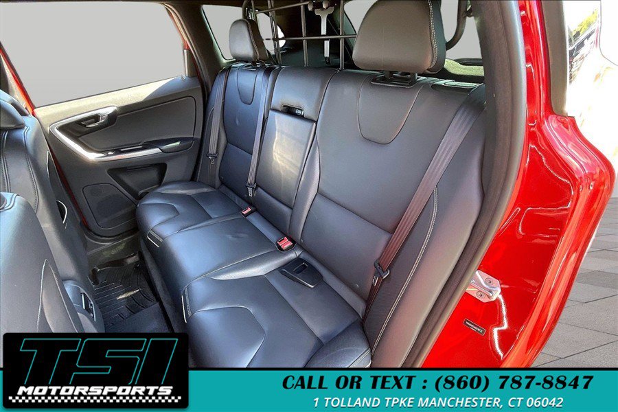 Used 2017 Volvo XC60 T6 R-Design w/ Climate Package AWD/4WD image 26