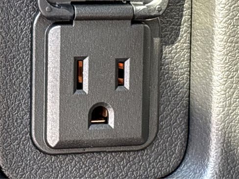 New 2026 Nissan Armada Platinum image 30