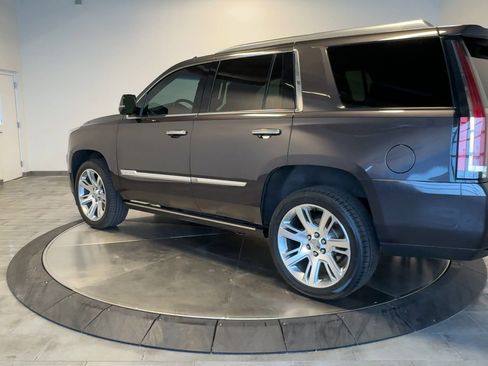 Used 2018 Cadillac Escalade Premium Luxury image 6